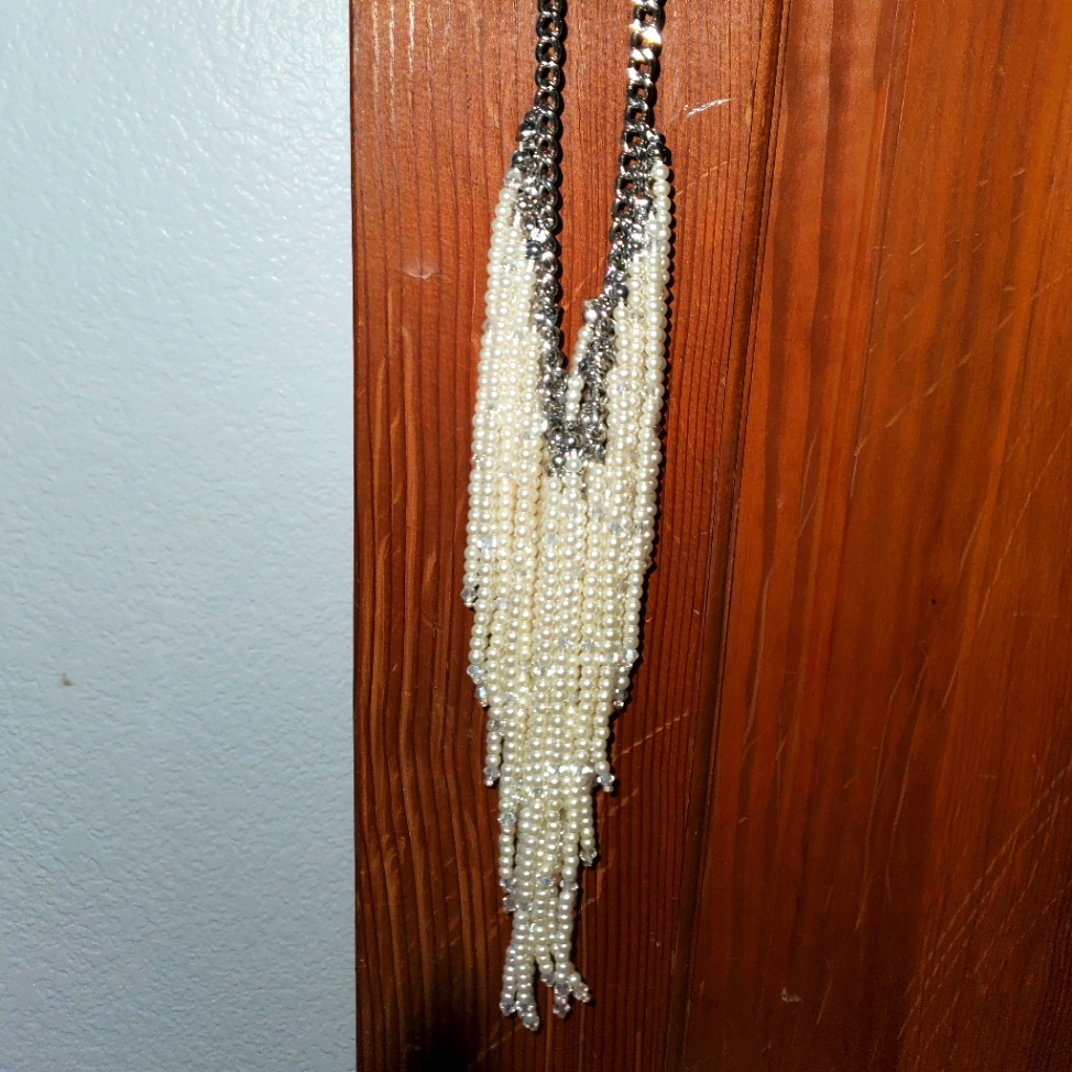Necklace 8$